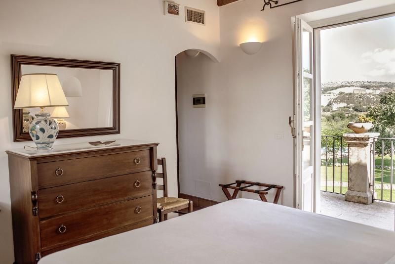 Pokój Klasyczny Widok Ogród, Relais Vignale & Spa