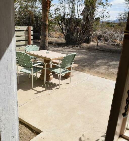 חדר דחוקס עם מיטת קינג, Stanlunds Inn And Suites