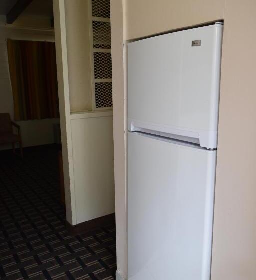 חדר דחוקס עם מיטת קינג, Stanlunds Inn And Suites