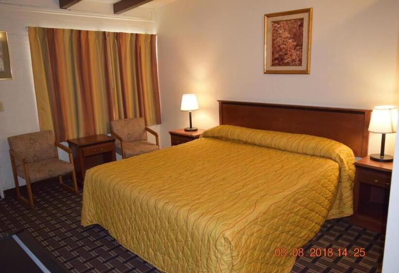 חדר סטנדרט עם מיטת קינג, Stanlunds Inn And Suites