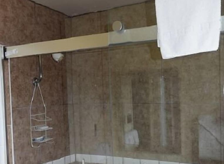 סוויטת פרמיום, Stanlunds Inn And Suites