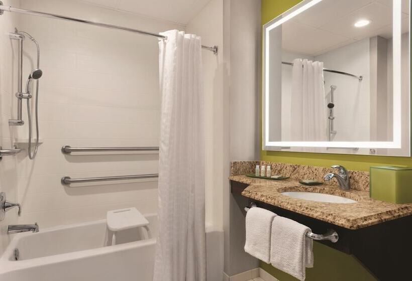 اتاق پرمیوم, The Inn At Saint Mary's