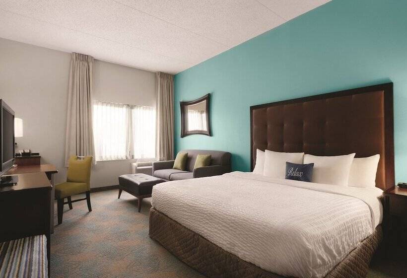 اتاق پرمیوم, The Inn At Saint Mary's