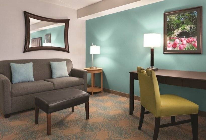 سوئیت پریمیوم, The Inn At Saint Mary's