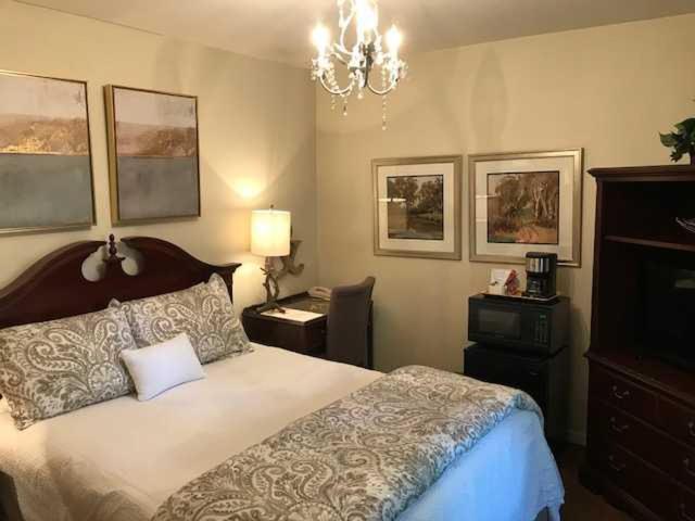 스탠다드 룸, Rainbow Courts