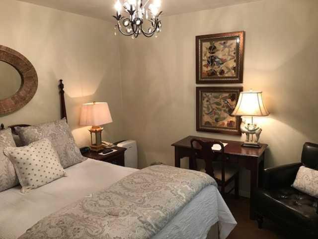 스탠다드 룸, Rainbow Courts