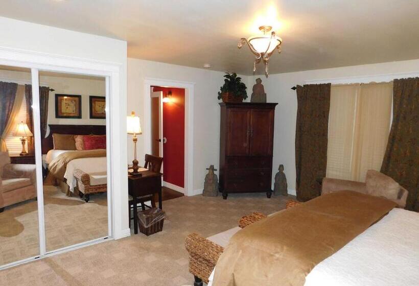 이그제큐티브 스위트 킹침대, Rainbow Courts