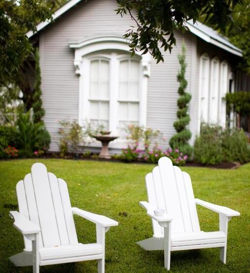 이그제큐티브 스위트, Rainbow Courts