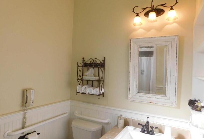 이그제큐티브 스위트, Rainbow Courts