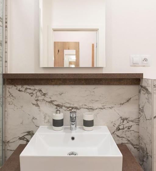 带1个卧室的高级公寓, Apartsee Wellness Plzeň