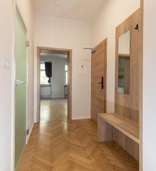带1个卧室的高级公寓, Apartsee Wellness Plzeň