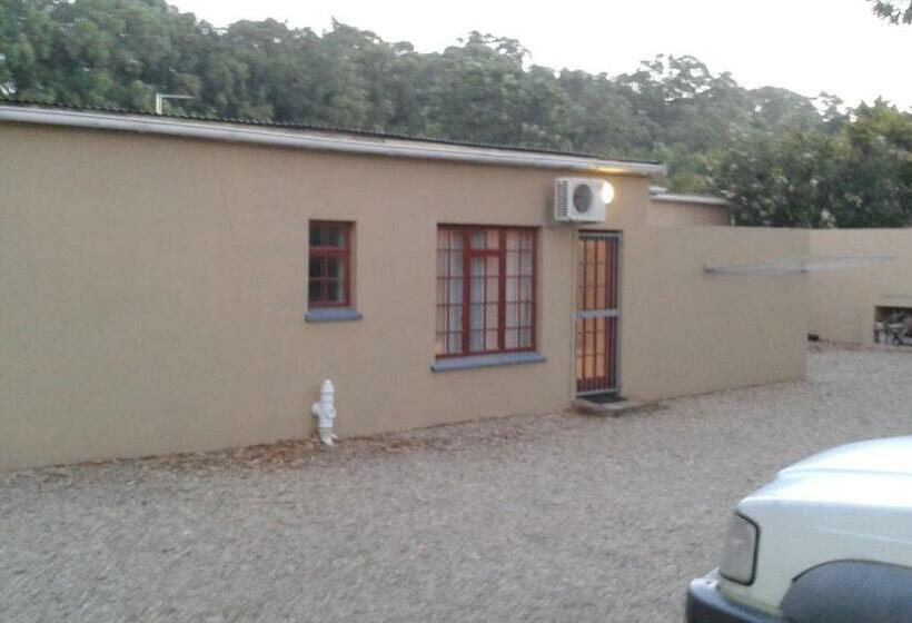 Апартаменты 1 Спальня Нижний Этаж, Pine Tree Lodge Pe