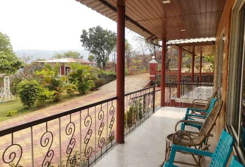 Quarto Quadruple Standart Vista Jardim, Shivshrushti Agro Tourism & River Camp Tapola