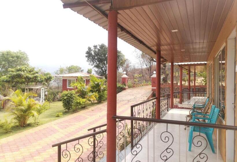 Quarto Quadruple Standart Vista Jardim, Shivshrushti Agro Tourism & River Camp Tapola