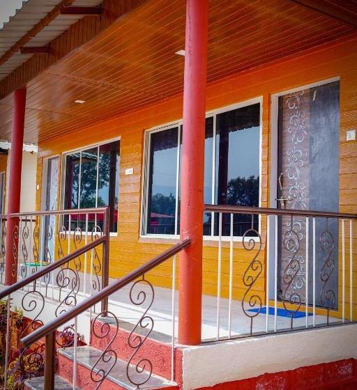 Quarto Quadruple Standart Vista Jardim, Shivshrushti Agro Tourism & River Camp Tapola