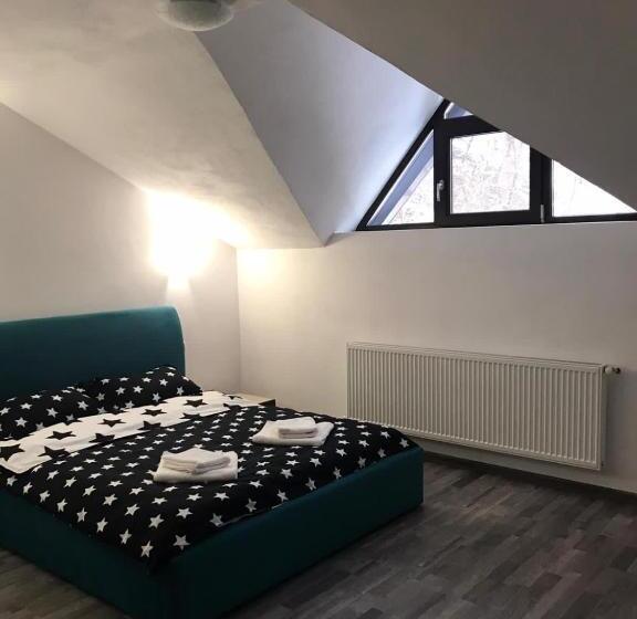 스탠다드 발코니 룸, Pensiunea Lui Calin