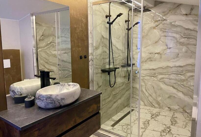 발코니 디럭스 룸, Zen Hotel Focșani