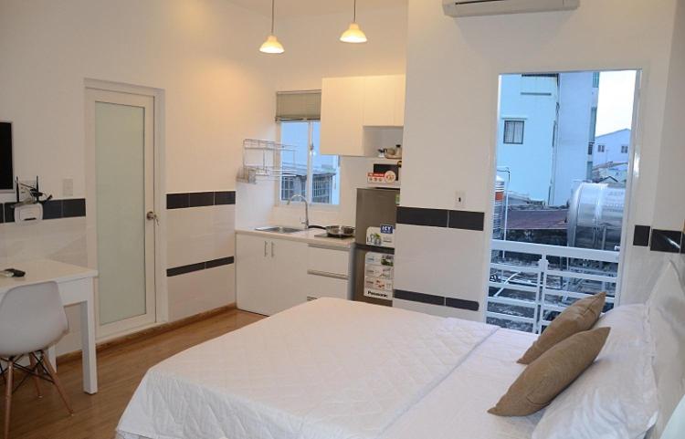 استودیوی استاندارد, Saigon Apartments 2