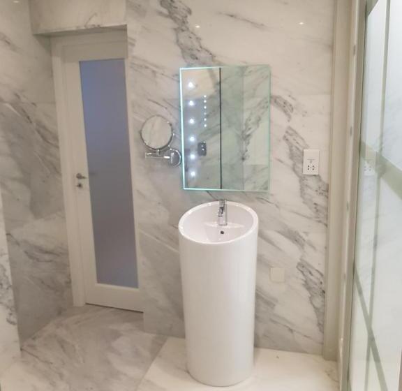 اتاق لوکس با بالکن, 50th Guest House