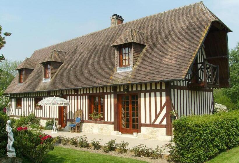 غرفة قياسية, Chambre Chez Corinne