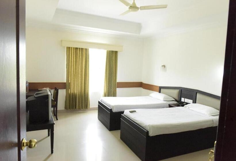 エクゼクティブルーム, Paray Village County