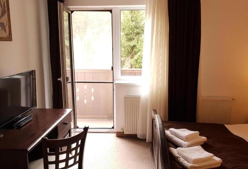 غرفة قياسية مزوَّدة بشُرفة, Popasul Regelui Transalpina