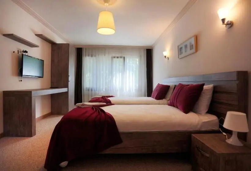ファミリーステューディオ, Kapri Termal Hotel & Kaplica Yalova