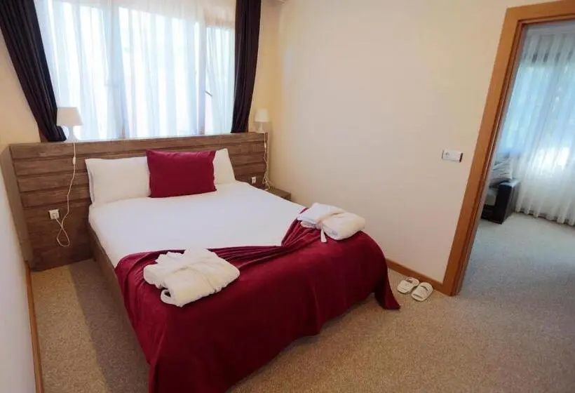 ファミリーステューディオ, Kapri Termal Hotel & Kaplica Yalova