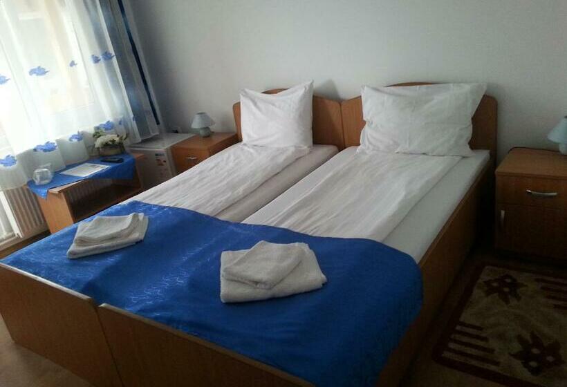 غرفة قياسية, Casa Mia