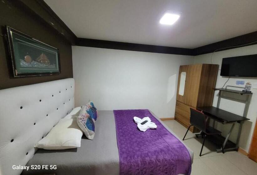 经典套房, Hostal America