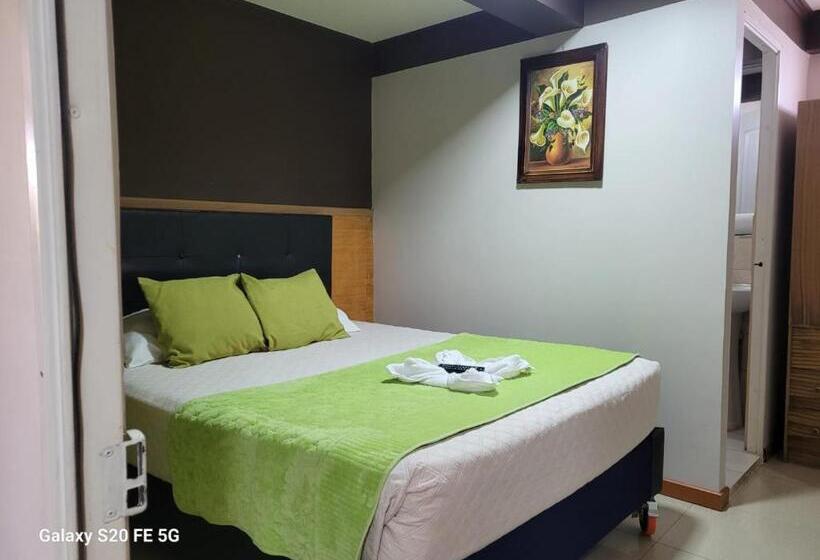 سوئیت کلاسیک, Hostal America