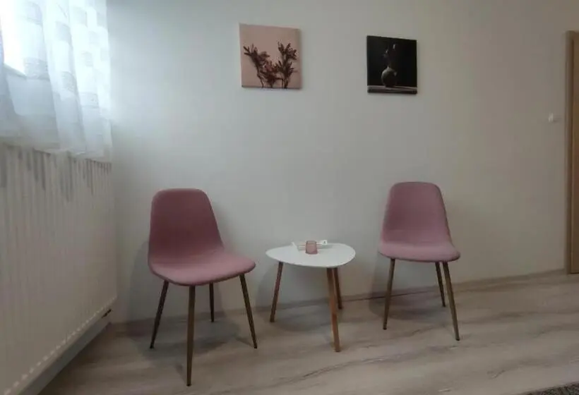 スタンダードルーム, Szilas Park Motel