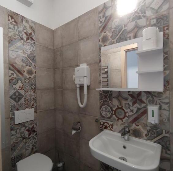 スタンダードルーム, Szilas Park Motel