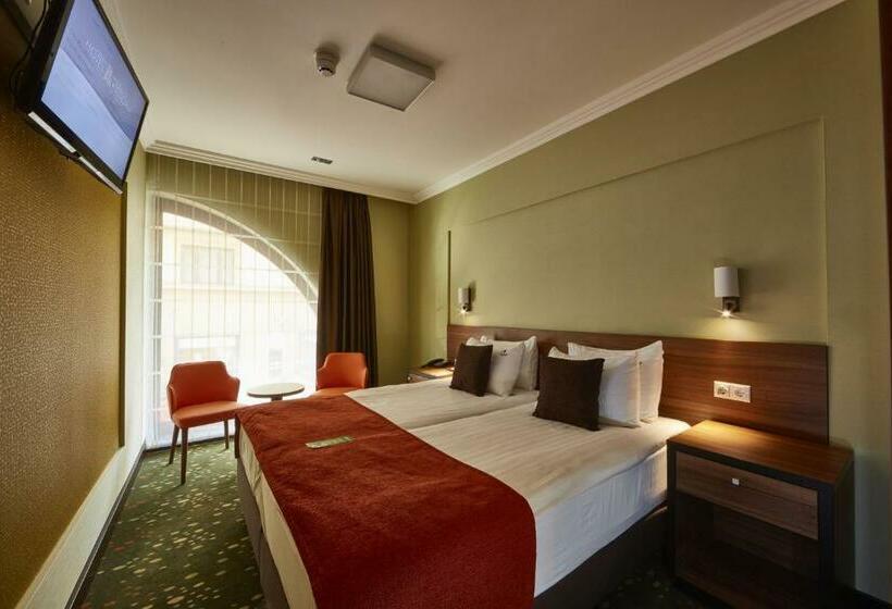 Pokój Standard Wewnętrzny, Budget Hotel Victoria