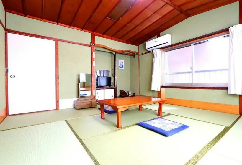 エコノミートリプルルーム, Marumo Ryokan
