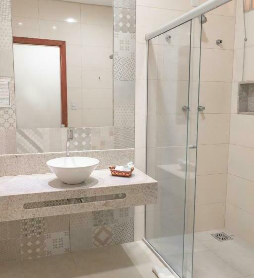 标准三人间, Bellaminas Pousada