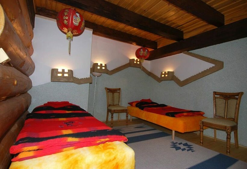 Семейный Номер, Resort Svět