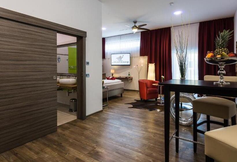 デラックスルーム, Wuschl Lounge