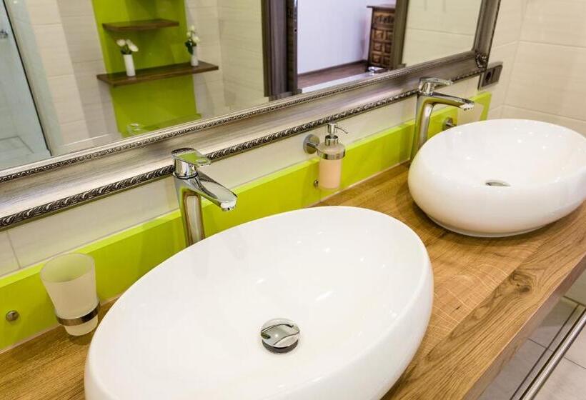 デラックスルーム, Wuschl Lounge