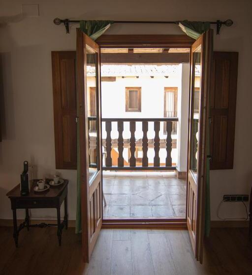 חדר סופריור עם מיטת קינג, Hospedium Hotel Rural Abadía De Yuste