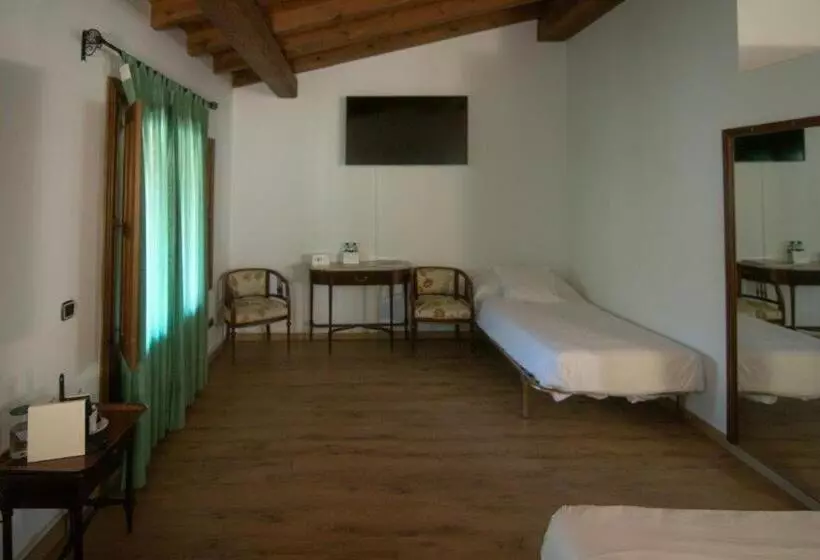 ファミリールーム, Hospedium Hotel Rural Abadía De Yuste