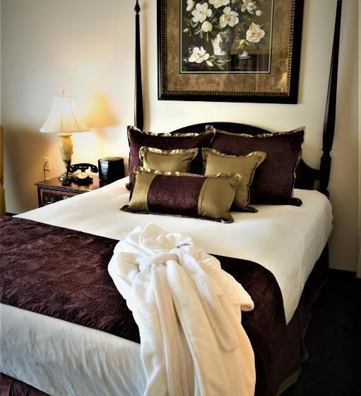 Студия Стандарт, At Old Town