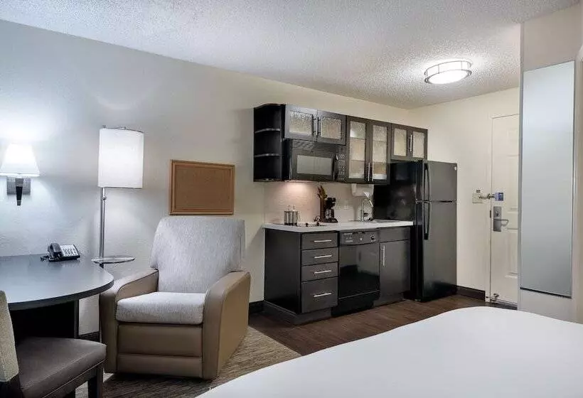 スタンダードスタジオ, Candlewood Suites Lake Mary, An Ihg