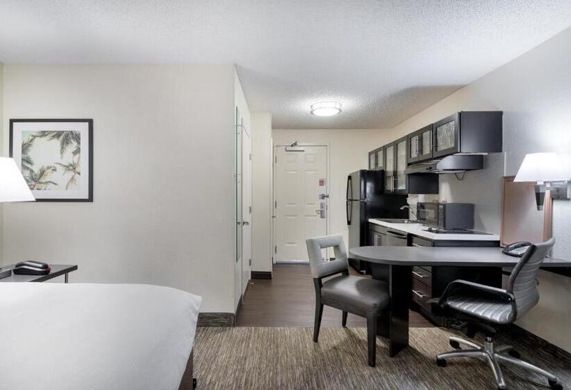 اتاق استاندارد, Candlewood Suites Lake Mary, An Ihg