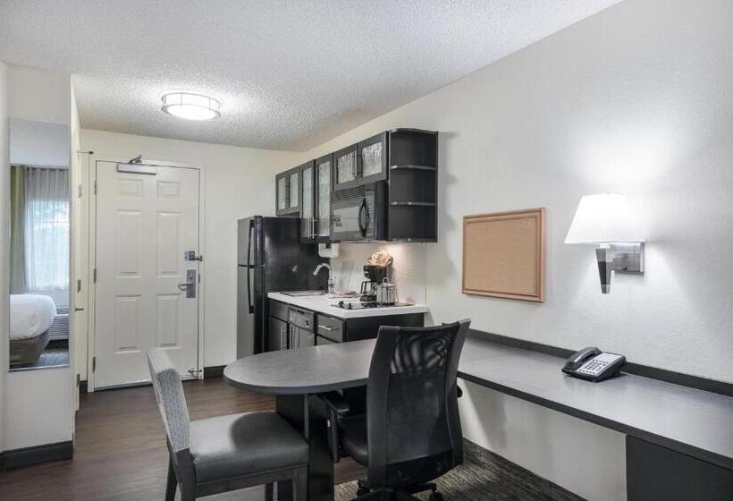 إستوديو قياسى, Candlewood Suites Lake Mary, An Ihg