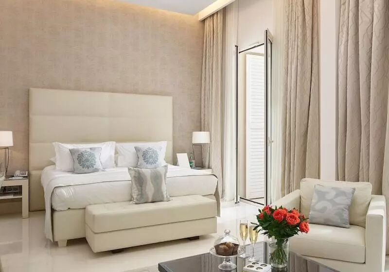 سوییت جونیور, Cap Estel