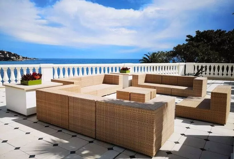 سوئیت مدیریتی 2 خوابه, Cap Estel