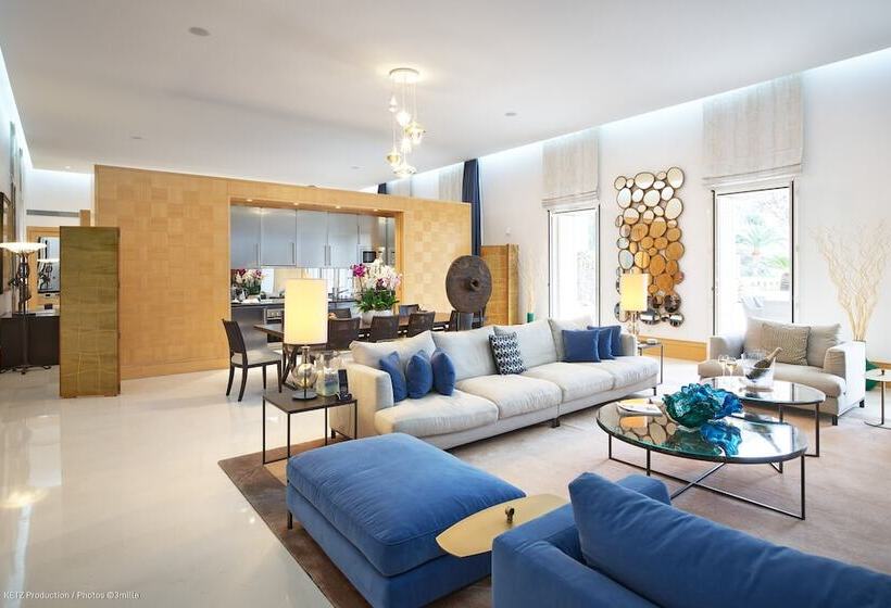 סוויטת אקזקיוטיב 2 חדרים, Cap Estel