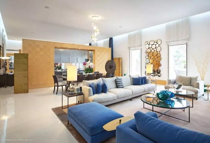 سوئیت مدیریتی 2 خوابه, Cap Estel