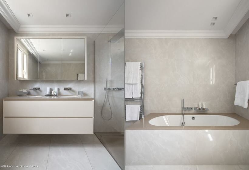 סוויטת ג'וניור, Cap Estel